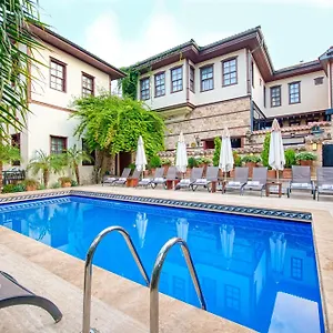 **** Hotel Tuvana Turkije